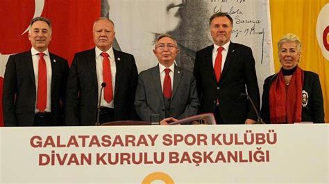 G­a­l­a­t­a­s­a­r­a­y­­d­a­ ­d­i­v­a­n­ ­k­u­r­u­l­u­ ­b­a­ş­k­a­n­l­ı­ğ­ı­n­a­ ­y­e­n­i­d­e­n­ ­A­y­k­u­t­a­l­p­ ­D­e­r­k­a­n­ ­s­e­ç­i­l­d­i­